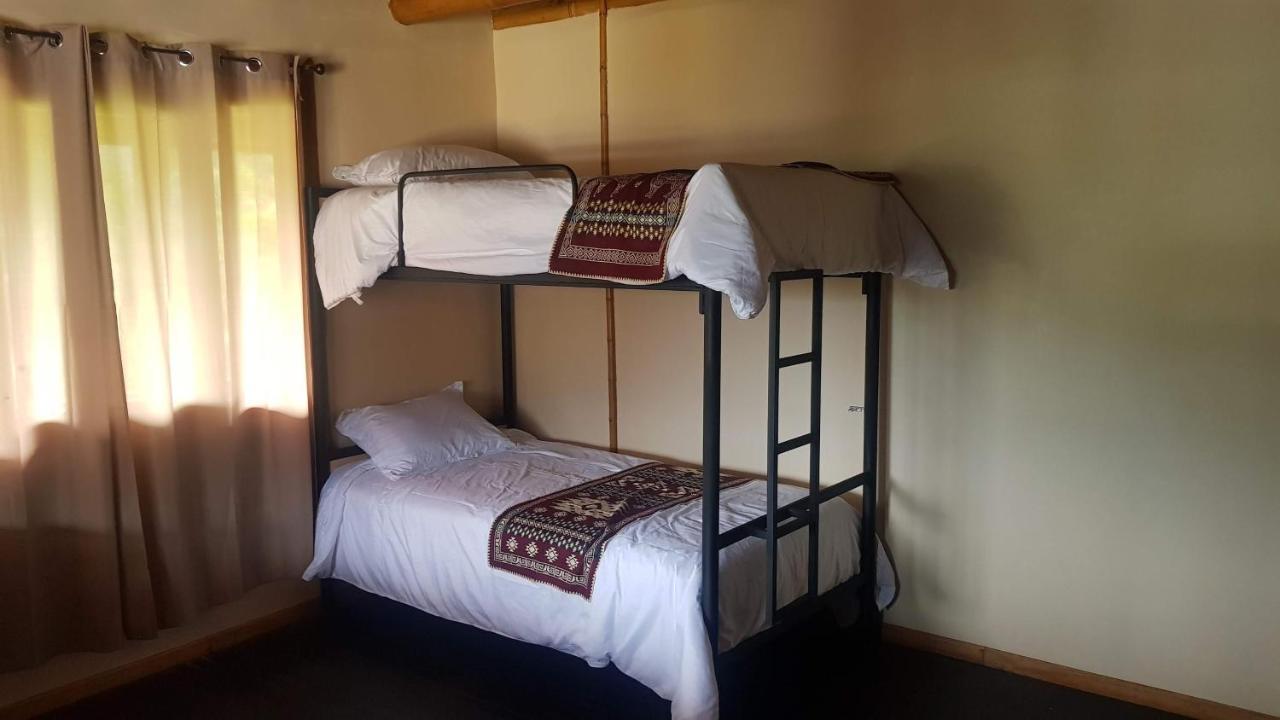 Golden Tree Mindo Eco-Lodge エクステリア 写真