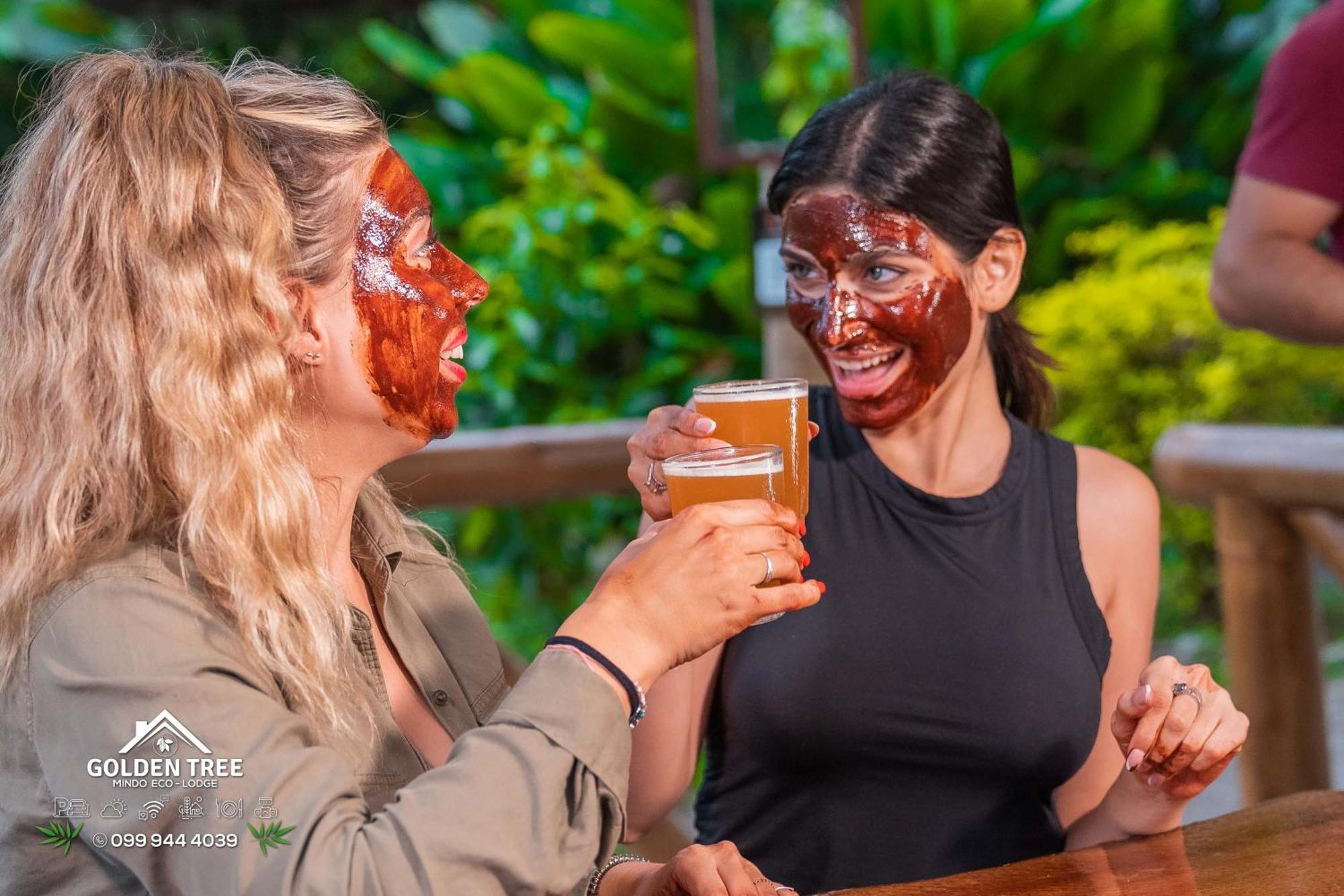 Golden Tree Mindo Eco-Lodge エクステリア 写真